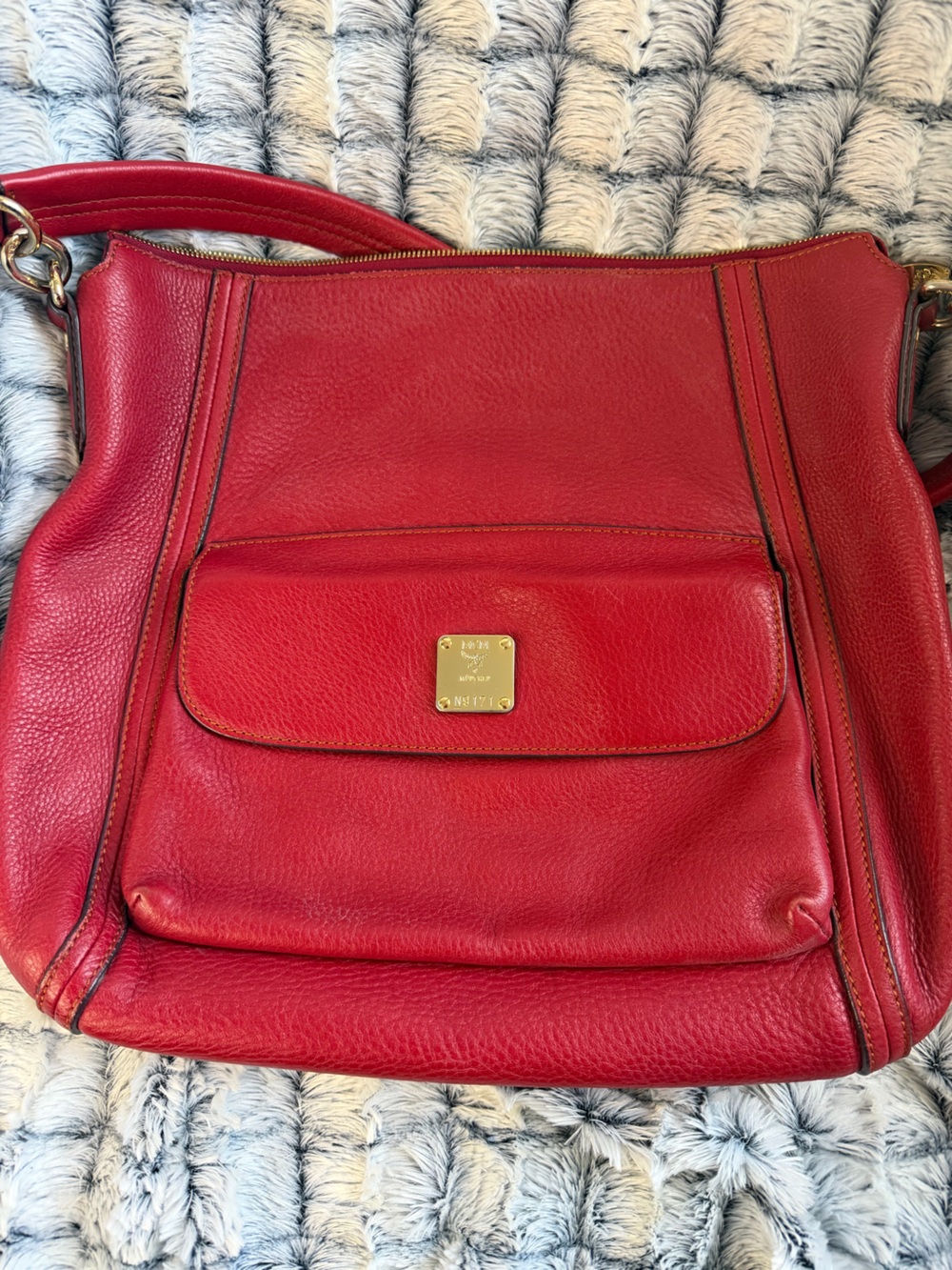 🔥 Rare MCM Red Shoulder Bag